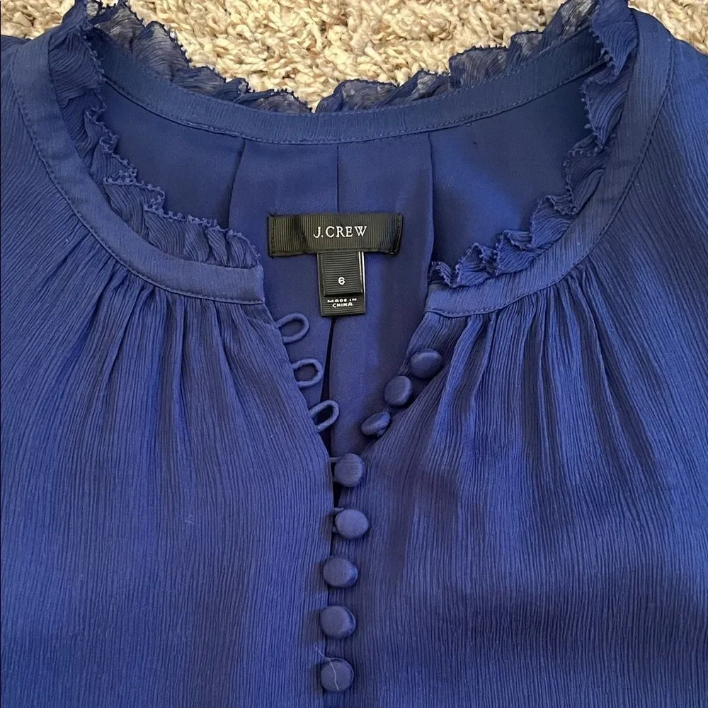 Like New! J. Crew 100% Silk Navy Sleeveless Blouse in Size 6